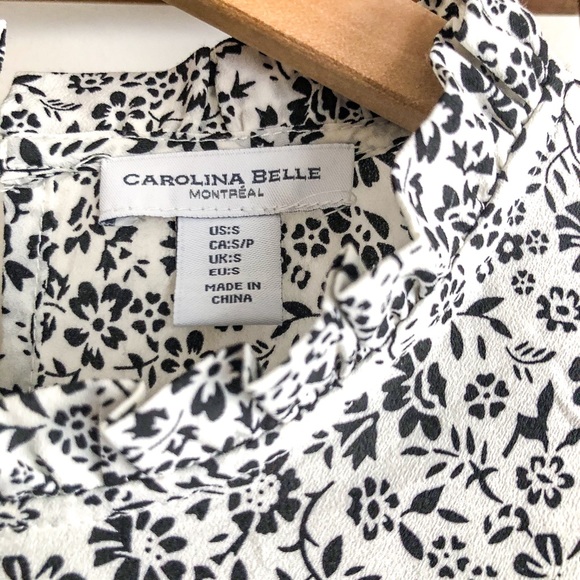 SZ S NWOT Wildflower Motif Mock Neck Blouse! - Picture 5 of 9